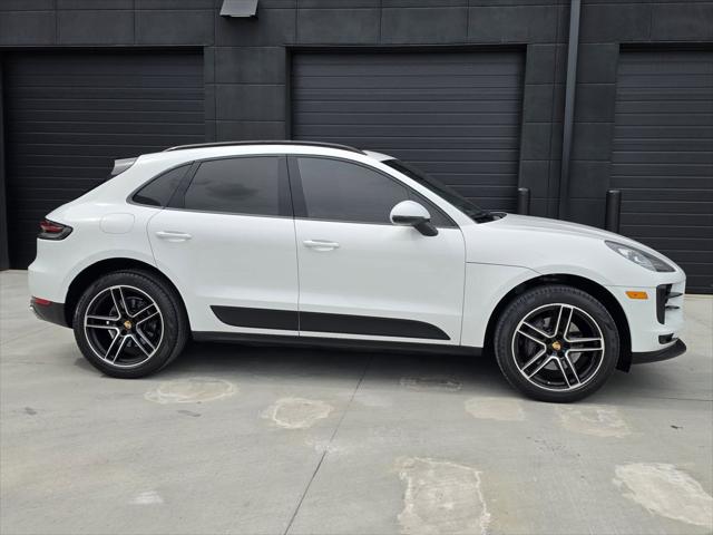 2020 Porsche Macan Unknown