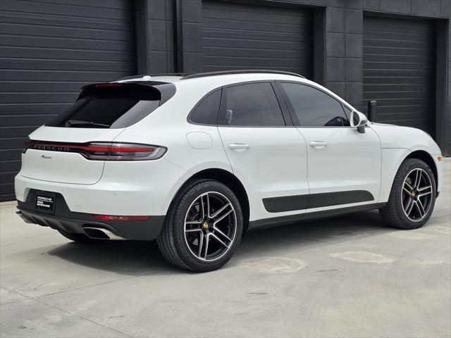 2020 Porsche Macan Unknown