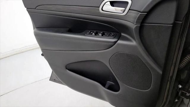 2021 Jeep Grand Cherokee Laredo X 4x4