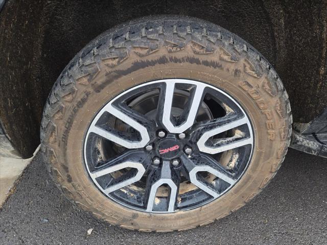 2024 GMC Yukon 4WD AT4