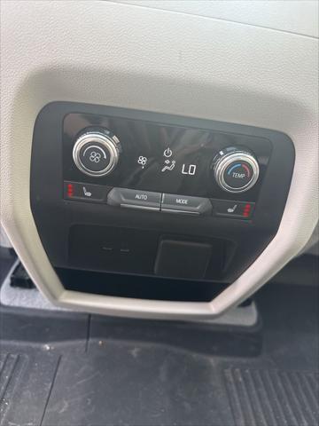 2024 GMC Acadia FWD Denali