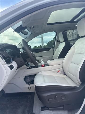 2024 GMC Acadia FWD Denali
