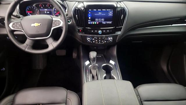 2023 Chevrolet Traverse FWD LT Leather