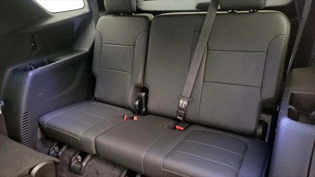 2023 Chevrolet Traverse FWD LT Leather