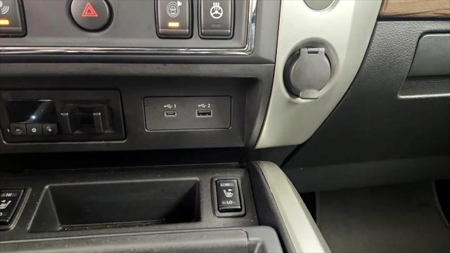 2020 Nissan Titan Crew Cab SL 4x4