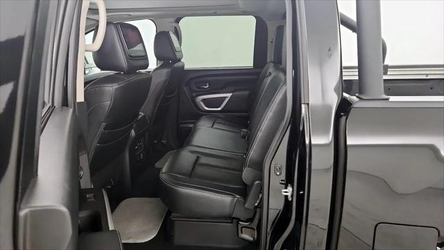 2020 Nissan Titan Crew Cab SL 4x4