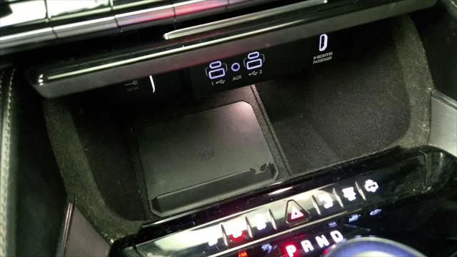 2023 Jeep Wagoneer Series II Carbide 4x4