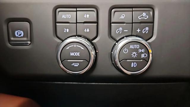 2026 GMC Sierra 2500HD Crew Cab, Standard Bed, Denali Ultimate, 4WD