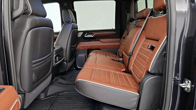 2026 GMC Sierra 2500HD Crew Cab, Standard Bed, Denali Ultimate, 4WD