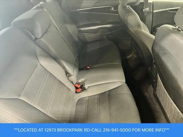 2016 Kia Sorento 2.4L LX