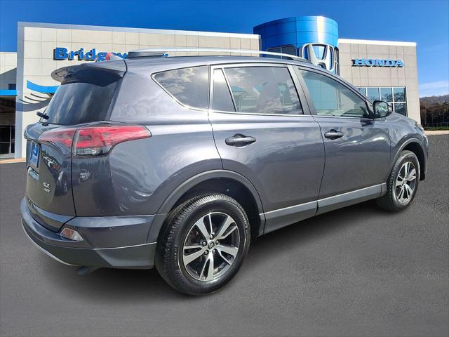 2017 Toyota RAV4 XLE