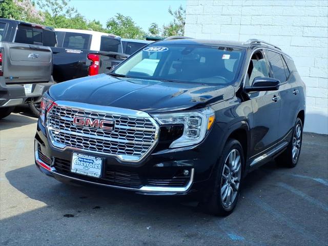 2023 GMC Terrain AWD Denali