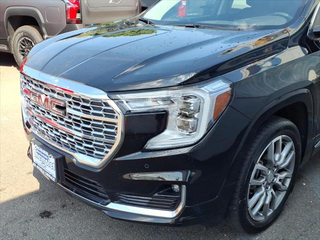 2023 GMC Terrain AWD Denali