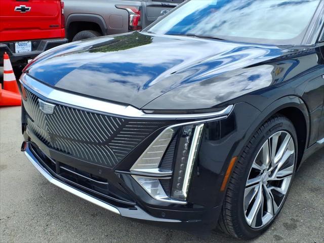 2025 Cadillac iQ Luxury 3 RWD