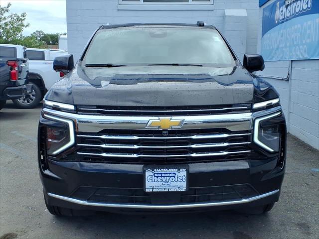 2025 Chevrolet Suburban 4WD LT