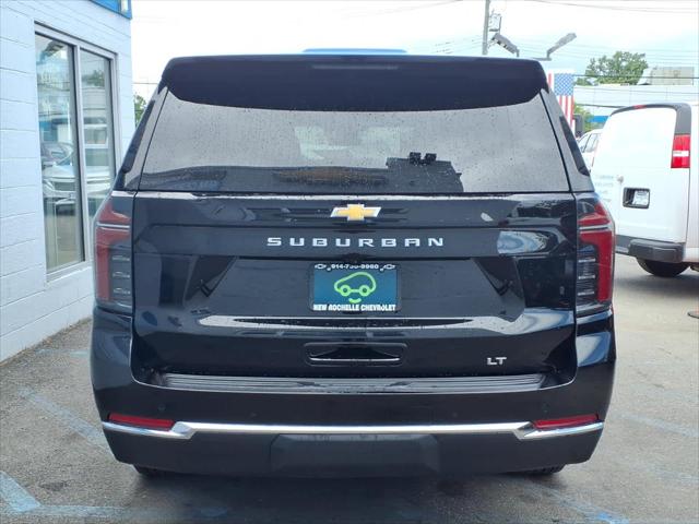 2025 Chevrolet Suburban 4WD LT