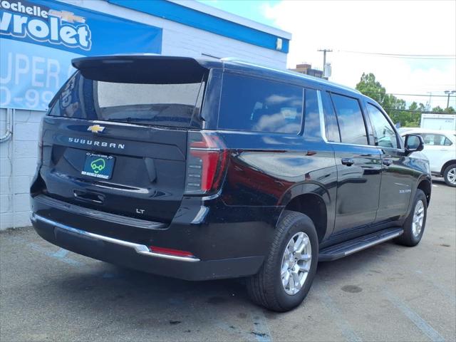 2025 Chevrolet Suburban 4WD LT