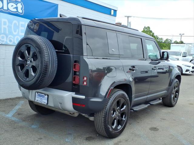 2024 Land Rover Defender 110 P300