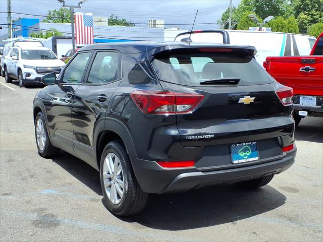 2023 Chevrolet TrailBlazer FWD LS
