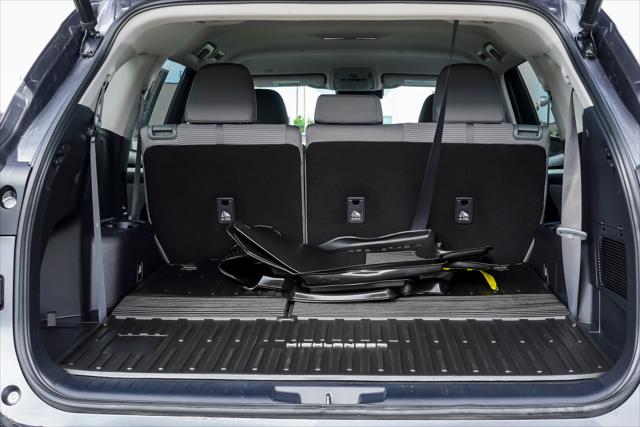2021 Toyota Highlander Hybrid LE