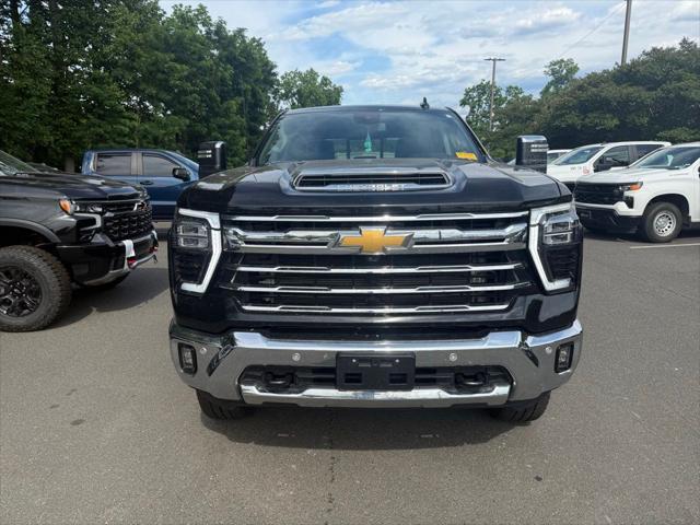 2024 Chevrolet Silverado 2500HD 4WD Crew Cab Standard Bed LTZ