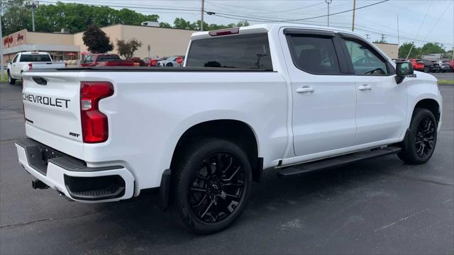 2022 Chevrolet Silverado 1500 4WD Crew Cab Short Bed RST