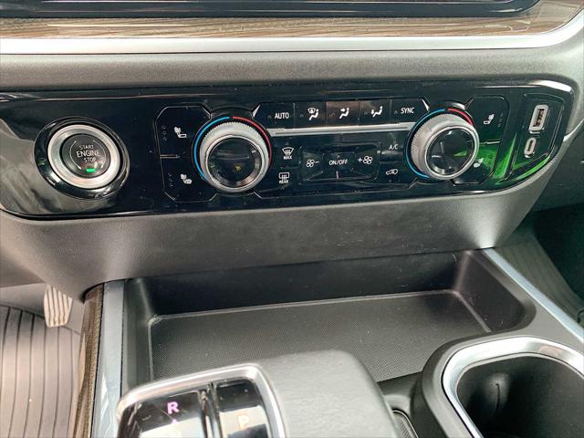 2022 Chevrolet Silverado 1500 4WD Crew Cab Short Bed RST
