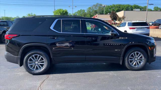 2023 Chevrolet Traverse AWD LT Cloth