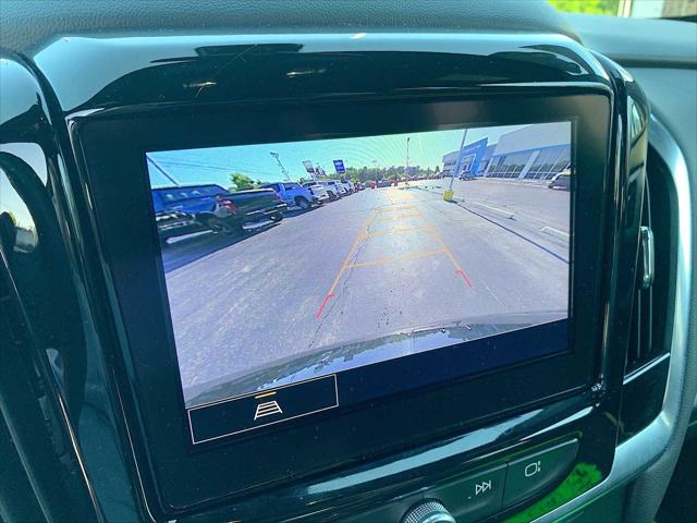 2023 Chevrolet Traverse AWD LT Cloth