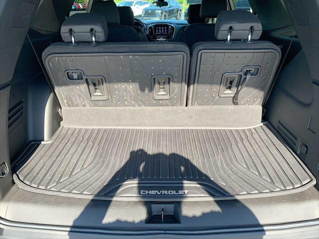 2023 Chevrolet Traverse AWD LT Cloth