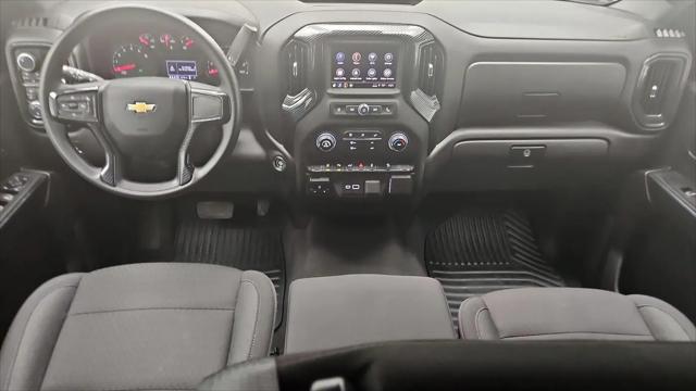 2025 Chevrolet Silverado 2500HD 4WD Crew Cab Standard Bed Custom