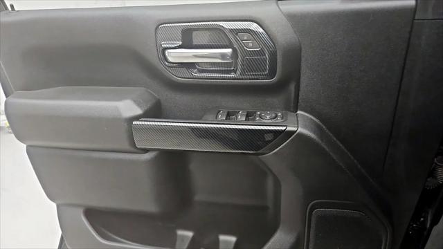 2025 Chevrolet Silverado 2500HD 4WD Crew Cab Standard Bed Custom