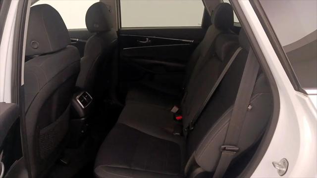2019 Kia Sorento 3.3L LX
