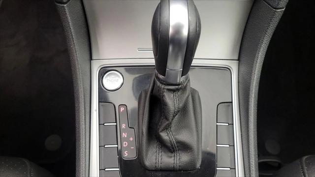 2019 Volkswagen Passat 2.0T Wolfsburg Edition