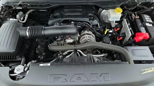 2022 Ram 1500 Big Horn Crew Cab 4x4 5'7" Box