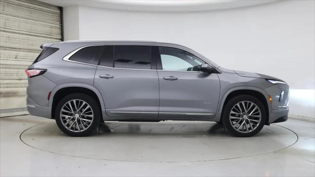 2025 Buick Enclave Avenir FWD