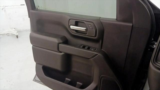 2024 Chevrolet Silverado 1500 2WD Crew Cab Short Bed Custom