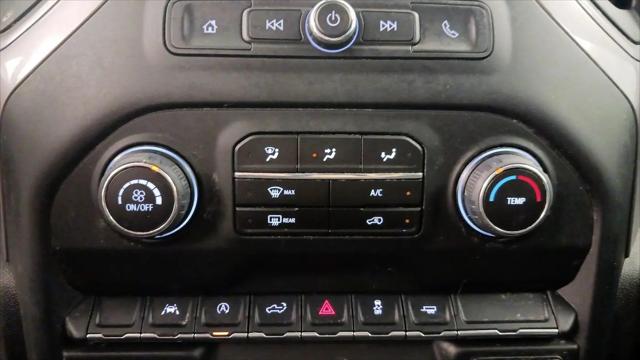 2024 Chevrolet Silverado 1500 2WD Crew Cab Short Bed Custom