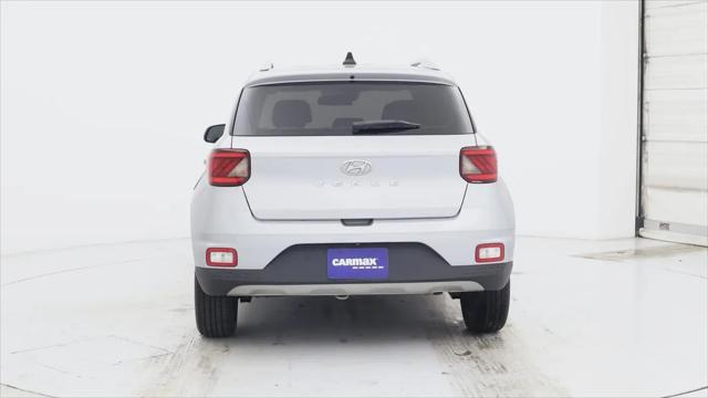 2022 Hyundai Venue SEL