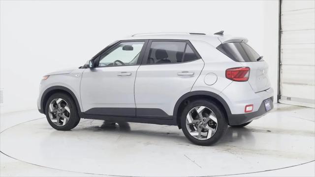 2022 Hyundai Venue SEL