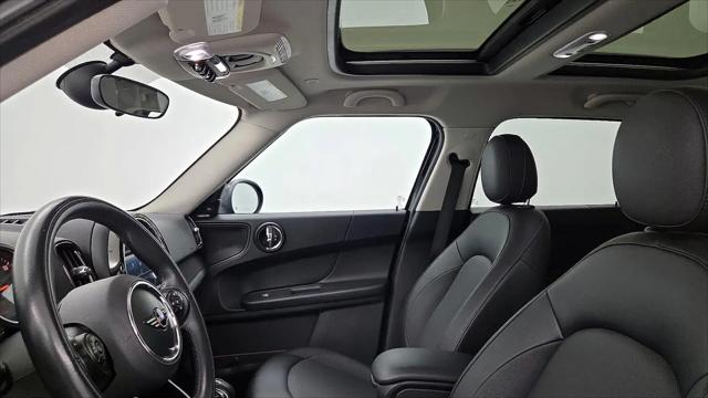 2017 MINI Countryman Cooper