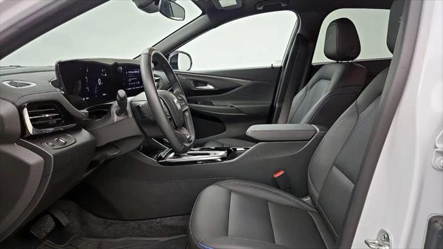 2025 Buick NV Sport Touring FWD