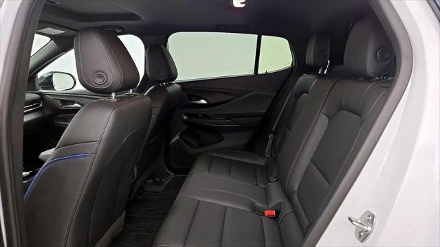 2025 Buick NV Sport Touring FWD