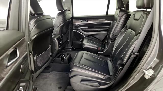 2023 Jeep Grand Cherokee L Limited 4x2