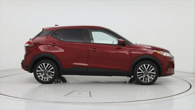 2022 Nissan Kicks SV Xtronic CVT