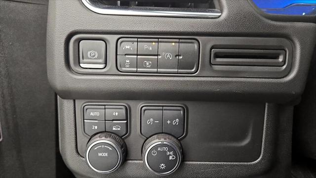 2023 Chevrolet Suburban 4WD LT