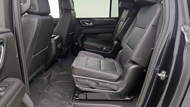 2023 Chevrolet Suburban 4WD LT