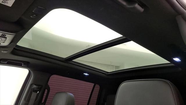 2022 GMC Yukon XL 4WD Denali