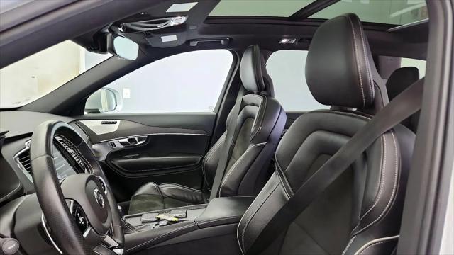 2018 Volvo XC90 T6 R-Design