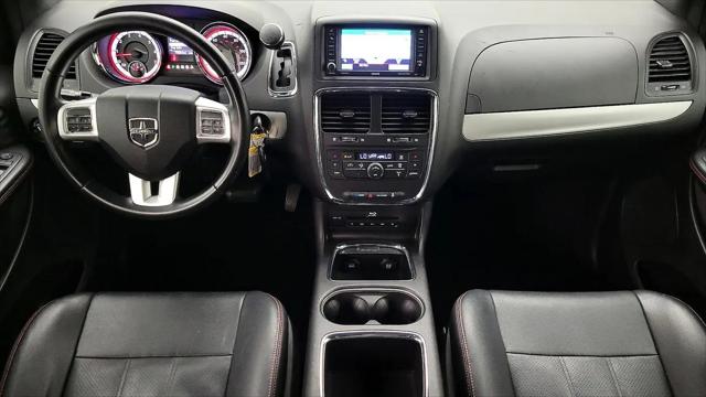 2016 Dodge Grand Caravan R/T